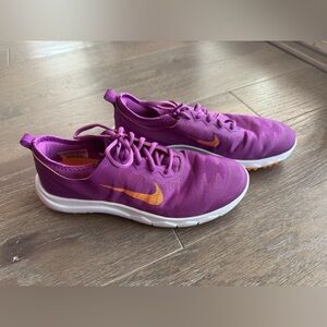 NIKE FI BERMUDA Cosmic Purple Golf Trainers 8.5 - 776089 500
